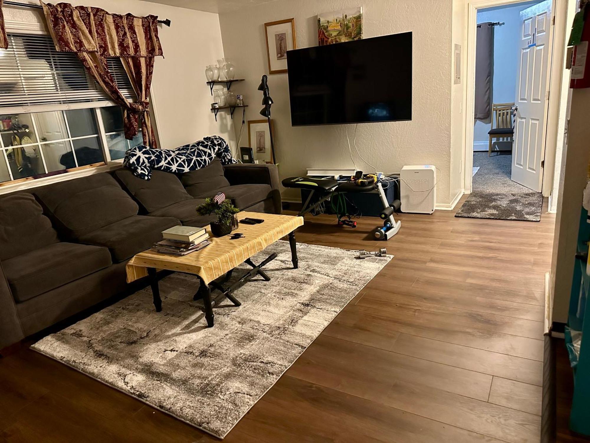 Apartment Sharing Bathroom 1 أنكوراج المظهر الخارجي الصورة